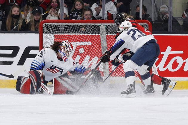 November 21, 2021, Kingston, Ontario, Canada: United States goaltender Nicole Hensley (29) makes a save during first period action of the Rivalry series against Canada, in Kingston, Ont., Sunday, Nov. 21, 2021. Canada News - November 21, 2021 - ZUMAc35_ 0142511802st Copyright: xLarsxHagbergx