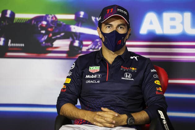 PEREZ Sergio (mex), Red Bull Racing Honda RB16B, portrait, Thursday press conference, PK, Pressekonferenz during the Formula 1 Etihad Airways Abu Dhabi Grand Prix 2021, 22th round of the 2021 FIA Formula One World Championship, WM, Weltmeisterschaft from December 10 to 12, 2021 on the Yas Marina Circuit, in Yas Island, Abu Dhabi - F1 - ABU DHABI GRAND PRIX 2021 DPPI Panoramic 00121045_AV6_4642.JPG