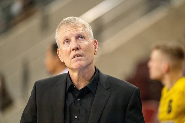 John Patrick (MHP Riesen Ludwigsburg, Head Coach), GER, MHP Riesen Ludwigsburg vs. JobStairs Giessen 46ers, Basketball, Bundesliga, easycredit, 14. Spieltag, Spielzeit 2021 2022, 29.12.2021, GER, MHP Riesen Ludwigsburg vs. JobStairs Giessen 46ers, Basketball, Bundesliga, easycredit, 14. Spieltag, Spielzeit 2021 2022, 29.12.2021 Ludwigsburg Copyright: xEibner-Pressefoto SaschaxWaltherx EP_EER