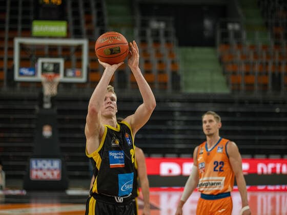 Jacob Patrick (MHP Riesen Ludwigsburg, 02), GER, Ratiopharm Ulm vs. MHP Riesen Ludwigsburg, Basketball, Bundesliga, easycredit, 15. Spieltag, Spielzeit 2021 2022, 02.01.2022, GER, Ratiopharm Ulm vs. MHP Riesen Ludwigsburg, Basketball, Bundesliga, easycredit, 15. Spieltag, Spielzeit 2021 2022, 02.01.2022 Ulm Copyright: xEibner-Pressefoto SaschaxWaltherx EP_EER