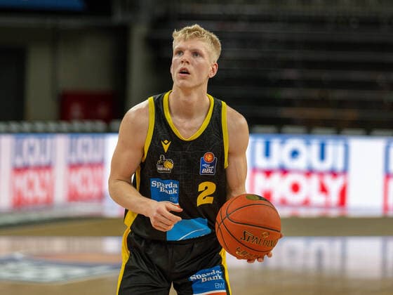 Jacob Patrick (MHP Riesen Ludwigsburg, 02), GER, Ratiopharm Ulm vs. MHP Riesen Ludwigsburg, Basketball, Bundesliga, easycredit, 15. Spieltag, Spielzeit 2021 2022, 02.01.2022, GER, Ratiopharm Ulm vs. MHP Riesen Ludwigsburg, Basketball, Bundesliga, easycredit, 15. Spieltag, Spielzeit 2021 2022, 02.01.2022 Ulm Copyright: xEibner-Pressefoto SaschaxWaltherx EP_EER