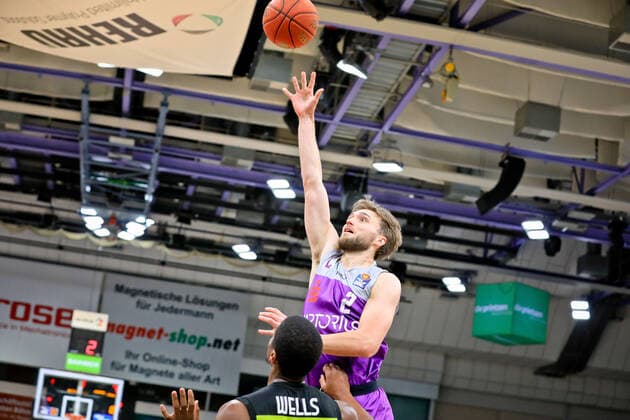 medi bayreuth - BG Goettingen , Basketball, Bundesliga, BBL, Spieltag 2, Spielzeit 2021 2022, 05.01.2022, medi bayreuth - BG Goettingen , Basketball, Bundesliga, BBL, Spieltag 2, Spielzeit 2021 2022, 05.01.2022, Foto: EIBNER Thorsten Ochs Bayreuth Copyright: xEibner-Pressefoto ThorstenxOchsx EP_TOS