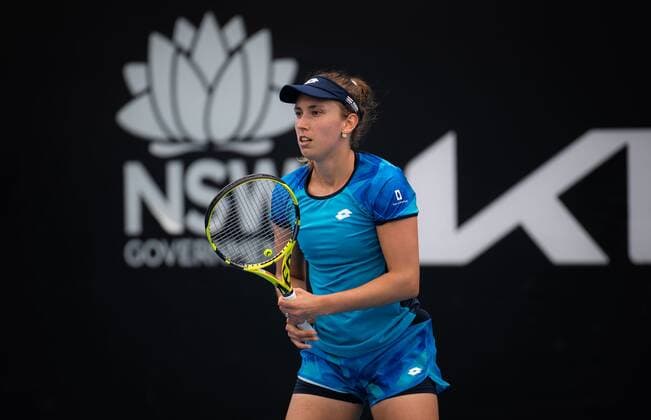 Mandatory Credit: Photo by Rob Prange Shutterstock (12750372bv) Elise Mertens of Belgium in action during the first round of the 2022 Sydney Tennis Classic WTA, Tennis Damen 500 tennis tournament Sydney Tennis Classic, Day 2, Tennis, Olympic Park, Sydney, Australia - 11 Jan 2022 Sydney Tennis Classic, Day 2, Tennis, Olympic Park, Sydney, Australia - 11 Jan 2022 Copyright: xRobxPrange Shutterstockx 12750372bv