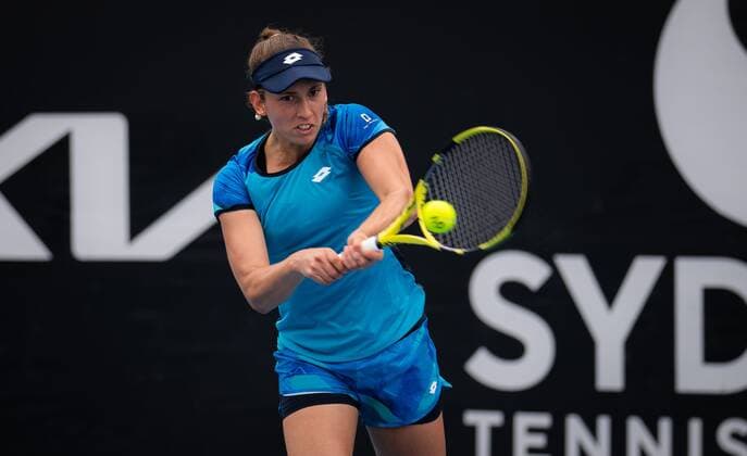 Mandatory Credit: Photo by Rob Prange Shutterstock (12750372br) Elise Mertens of Belgium in action during the first round of the 2022 Sydney Tennis Classic WTA, Tennis Damen 500 tennis tournament Sydney Tennis Classic, Day 2, Tennis, Olympic Park, Sydney, Australia - 11 Jan 2022 Sydney Tennis Classic, Day 2, Tennis, Olympic Park, Sydney, Australia - 11 Jan 2022 Copyright: xRobxPrange Shutterstockx 12750372br