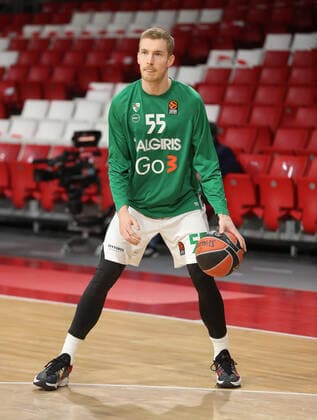 Niels Giffey (BC Zalgiris Kaunas, 55) waehrend dem aufwaermen. GER, FC Bayern Basketball vs. BC Zalgiris Kaunas, Basketball, EuroLeague, Saison 2021 2022, 11.01.2022, GER, FC Bayern Basketball vs. BC Zalgiris Kaunas, Basketball, EuroLeague, Saison 2021 2022, 11.01.2022, Muenchen Copyright: xEIBNER MarcelxEngelbrechtx EP_EER