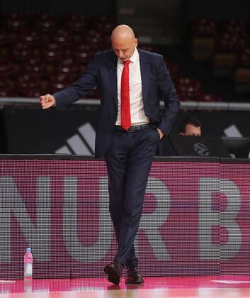Sasa Obradovic (AS Monaco, Chef-Trainer) gestikuliert GER, FC Bayern Basketball vs. AS Monaco, Basketball, EuroLeague, Saison 2021 2022, 13.01.2022, GER, FC Bayern Basketball vs. AS Monaco, Basketball, EuroLeague, Saison 2021 2022, 13.01.2022 Muenchen Copyright: xEIBNER MarcelxEngelbrechtx EP_EER