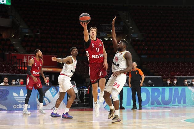 Vladimir Lucic (Bayern Basketball, 11) bei einem Wurf GER, FC Bayern Basketball vs. AS Monaco, Basketball, EuroLeague, Saison 2021 2022, 13.01.2022, GER, FC Bayern Basketball vs. AS Monaco, Basketball, EuroLeague, Saison 2021 2022, 13.01.2022 Muenchen Copyright: xEIBNER MarcelxEngelbrechtx EP_EER