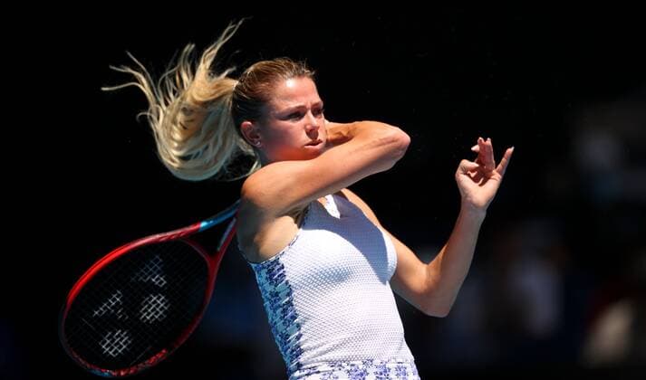 Mandatory Credit: Photo by Ella Ling Shutterstock (12763715s) Camila Giorgi in second round action Australian Open, Day Three, Tennis, Melbourne Park, Melbourne, Australia - 19 Jan 2022 Australian Open, Day Three, Tennis, Melbourne Park, Melbourne, Australia - 19 Jan 2022 Copyright: xEllaxLing Shutterstockx 12763715s