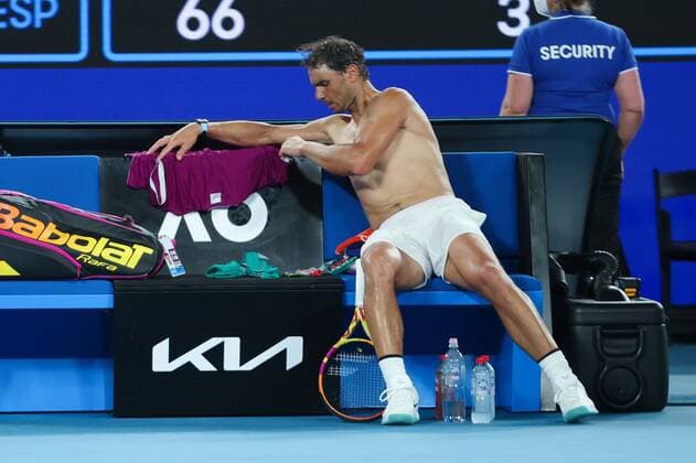 Mandatory Credit: Photo by Ella Ling Shutterstock (12765070df) Rafael Nadal during his third round match Australian Open, Day Five, Tennis, Melbourne Park, Melbourne, Australia - 21 Jan 2022 Australian Open, Day Five, Tennis, Melbourne Park, Melbourne, Australia - 21 Jan 2022 Copyright: xEllaxLing Shutterstockx 12765070df
