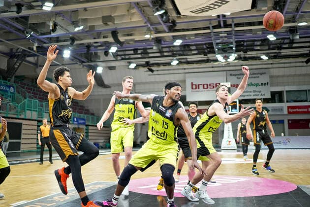 medi bayreuth - Basketball Loewen Braunschweig , Basketball, Bundesliga, BBL, Spieltag 18, Spielzeit 2021 2022, 21.01.2022, medi bayreuth - Basketball Loewen Braunschweig , Basketball, Bundesliga, BBL, Spieltag 18, Spielzeit 2021 2022, 21.01.2022, Foto: EIBNER Thorsten OCHS Bayreuth Copyright: xEibner-Pressefoto ThorstenxOchsx EP_TOS
