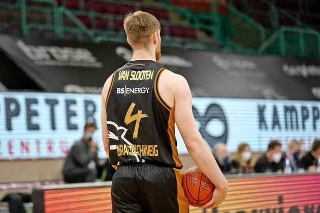medi bayreuth - Basketball Loewen Braunschweig , Basketball, Bundesliga, BBL, Spieltag 18, Spielzeit 2021 2022, 21.01.2022, medi bayreuth - Basketball Loewen Braunschweig , Basketball, Bundesliga, BBL, Spieltag 18, Spielzeit 2021 2022, 21.01.2022, Foto: EIBNER Thorsten OCHS Bayreuth Copyright: xEibner-Pressefoto ThorstenxOchsx EP_TOS