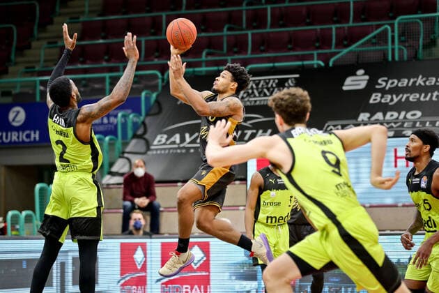 medi bayreuth - Basketball Loewen Braunschweig , Basketball, Bundesliga, BBL, Spieltag 18, Spielzeit 2021 2022, 21.01.2022, medi bayreuth - Basketball Loewen Braunschweig , Basketball, Bundesliga, BBL, Spieltag 18, Spielzeit 2021 2022, 21.01.2022, Foto: EIBNER Thorsten OCHS Bayreuth Copyright: xEibner-Pressefoto ThorstenxOchsx EP_TOS