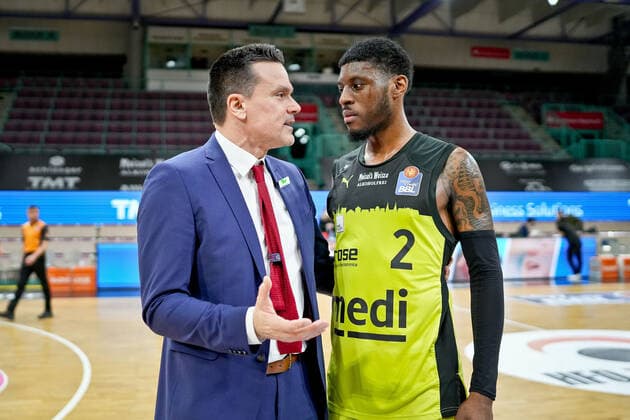 medi bayreuth - Basketball Loewen Braunschweig , Basketball, Bundesliga, BBL, Spieltag 18, Spielzeit 2021 2022, 21.01.2022, medi bayreuth - Basketball Loewen Braunschweig , Basketball, Bundesliga, BBL, Spieltag 18, Spielzeit 2021 2022, 21.01.2022, Foto: EIBNER Thorsten OCHS Bayreuth Copyright: xEibner-Pressefoto ThorstenxOchsx EP_TOS