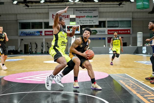 medi bayreuth - Basketball Loewen Braunschweig , Basketball, Bundesliga, BBL, Spieltag 18, Spielzeit 2021 2022, 21.01.2022, medi bayreuth - Basketball Loewen Braunschweig , Basketball, Bundesliga, BBL, Spieltag 18, Spielzeit 2021 2022, 21.01.2022, Foto: EIBNER Thorsten OCHS Bayreuth Copyright: xEibner-Pressefoto ThorstenxOchsx EP_TOS