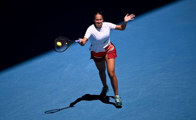 Mandatory Credit: Photo by James Gourley Shutterstock (12765097m) Madison Keys in fourth round action Australian Open, Day Seven, Tennis, Melbourne Park, Melbourne, Australia - 23 Jan 2022 Australian Open, Day Seven, Tennis, Melbourne Park, Melbourne, Australia - 23 Jan 2022 Copyright: xJamesxGourley Shutterstockx 12765097m