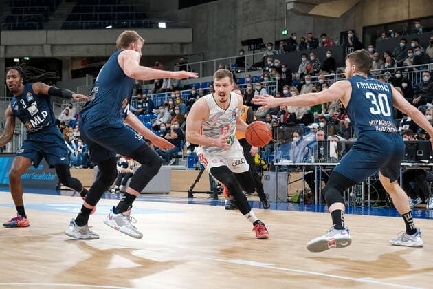 , MLP Academics Heidelberg vs. FC Bayern Muenchen, Basketball, easyCredit Bundesliga, 18.Spieltag, Saison 2021 2022, 23.01.2022, MLP Academics Heidelberg vs. FC Bayern Muenchen, Basketball, easyCredit Bundesliga, 18.Spieltag, Saison 2021 2022, 23.01.2022, Heidelberg Copyright: xEibner-Pressefotox EP_EER