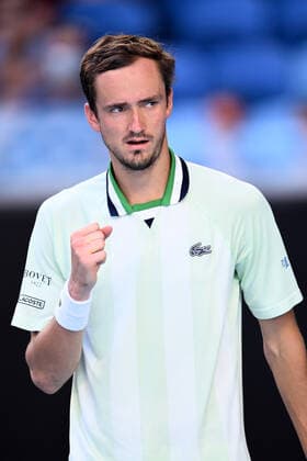 Mandatory Credit: Photo by James Gourley Shutterstock (12765100dl) Daniil Medvedev during his fourth round match Australian Open, Day Eight, Tennis, Melbourne Park, Melbourne, Australia - 24 Jan 2022 Australian Open, Day Eight, Tennis, Melbourne Park, Melbourne, Australia - 24 Jan 2022 Copyright: xJamesxGourley Shutterstockx 12765100dl