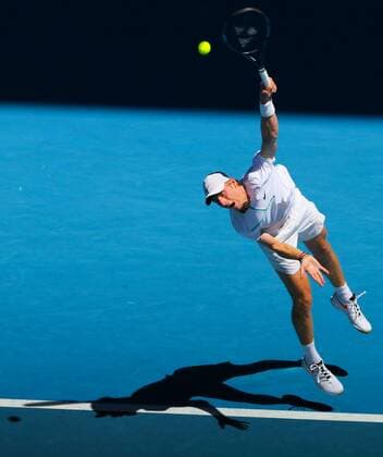 Mandatory Credit: Photo by Ella Ling Shutterstock (12773750bc) Denis Shapovalov in quarter final action Australian Open, Day Nine, Tennis, Melbourne Park, Melbourne, Australia - 25 Jan 2022 Australian Open, Day Nine, Tennis, Melbourne Park, Melbourne, Australia - 25 Jan 2022 Copyright: xEllaxLing Shutterstockx 12773750bc