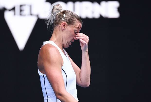 Mandatory Credit: Photo by James Gourley Shutterstock (12773754v) Kaia Kanepi reacts Australian Open, Day Ten, Tennis, Melbourne Park, Melbourne, Australia - 26 Jan 2022 Australian Open, Day Ten, Tennis, Melbourne Park, Melbourne, Australia - 26 Jan 2022 Copyright: xJamesxGourley Shutterstockx 12773754v