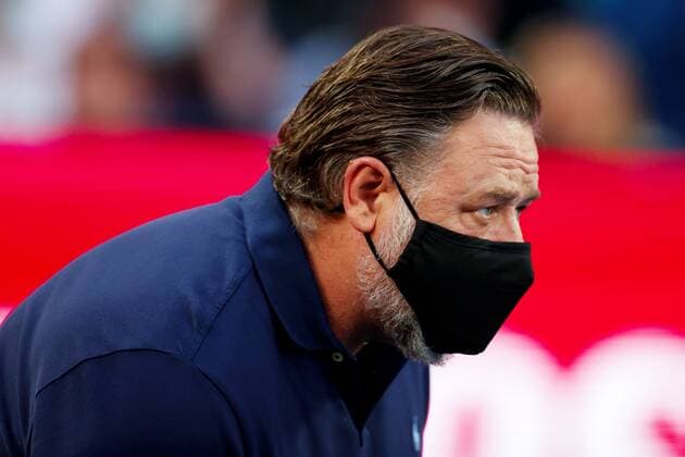 Mandatory Credit: Photo by Ella Ling Shutterstock (12778013t) Russell Crowe watching the Women s Singles Final Australian Open, Day Thirteen, Tennis, Melbourne Park, Melbourne, Australia - 29 Jan 2022 Australian Open, Day Thirteen, Tennis, Melbourne Park, Melbourne, Australia - 29 Jan 2022 Copyright: xEllaxLing Shutterstockx 12778013t