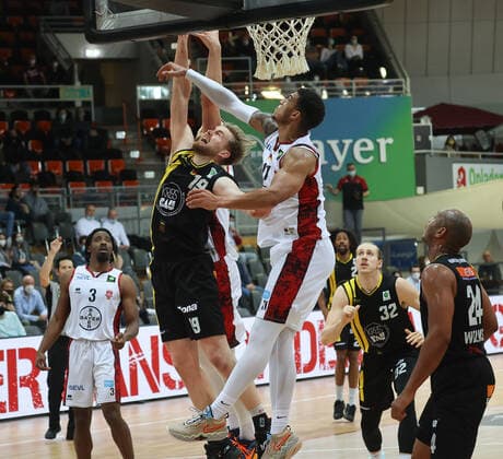 Till Pape (Kirchheim 19), Bayer Giants Leverkusen vs. VfL Kirchheim Knights, Basketball, 2. Bundesliga, 22. Spieltag, 29.01.2022, Bayer Giants Leverkusen vs. VfL Kirchheim Knights, Basketball, 2. Bundesliga, 22. Spieltag, 29.01.2022, Foto: EIBNER Joerg Niebergall Leverkusen Copyright: xJoergxNiebergall Eibner-Pressefox EP_JNL