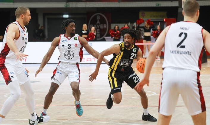Rohndell Domminic Goodwin (Kirchheim 21), Bayer Giants Leverkusen vs. VfL Kirchheim Knights, Basketball, 2. Bundesliga, 22. Spieltag, 29.01.2022, Bayer Giants Leverkusen vs. VfL Kirchheim Knights, Basketball, 2. Bundesliga, 22. Spieltag, 29.01.2022, Foto: EIBNER Joerg Niebergall Leverkusen Copyright: xJoergxNiebergall Eibner-Pressefox EP_JNL