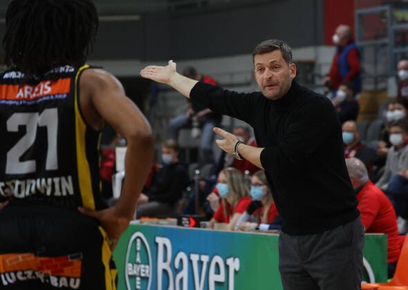 Kirchheims Coach Igor Perovic, Bayer Giants Leverkusen vs. VfL Kirchheim Knights, Basketball, 2. Bundesliga, 22. Spieltag, 29.01.2022, Bayer Giants Leverkusen vs. VfL Kirchheim Knights, Basketball, 2. Bundesliga, 22. Spieltag, 29.01.2022, Foto: EIBNER Joerg Niebergall Leverkusen Copyright: xJoergxNiebergall Eibner-Pressefox EP_JNL