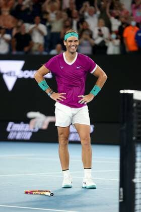 Mandatory Credit: Photo by Ella Ling Shutterstock (12778014dp) Rafael Nadal celebrates victory in the Men s Singles final Australian Open, Day Fourteen, Tennis, Melbourne Park, Melbourne, Australia - 30 Jan 2022 Australian Open, Day Fourteen, Tennis, Melbourne Park, Melbourne, Australia - 30 Jan 2022 Copyright: xEllaxLing Shutterstockx 12778014dp