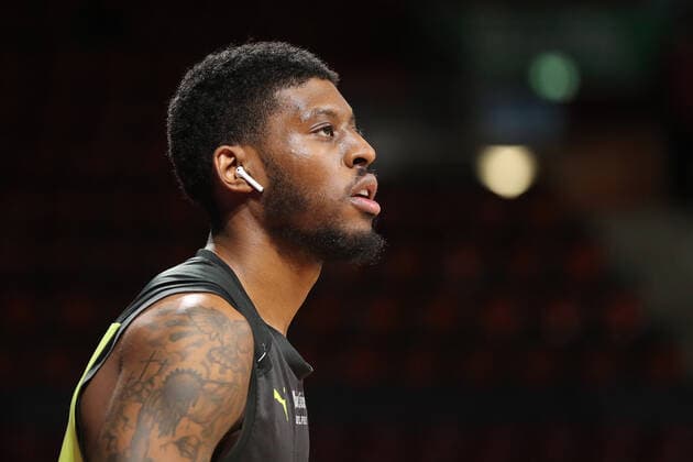 Sacar Anim (medi bayreuth, 2) beim aufwaermen GER, FC Bayern Basketball vs. medi bayreuth, 1.Bundesliga, Saison 2021 2022, 30.01.2022, GER, FC Bayern Basketball vs. medi bayreuth, 1.Bundesliga, Saison 2021 2022, 30.01.2022, Muenchen Copyright: xEIBNER MarcelxEngelbrechtx EP_EER