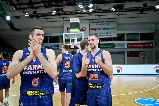 medi bayreuth - Parma Perm , Basketball, FIBA Europe Cup, Runde 2 , Spieltag 5, Spielzeit 2021 2022, 01.02.2022 23 Valery Likhodey (Parma Perm) 6 Eigirdas Zukauskas (Parma Perm) medi bayreuth - Parma Perm , Basketball, FIBA Europe Cup, Runde 2, Spieltag 5, Spielzeit 2021 2022, 01.02.2022 Bayreuth Copyright: xEibner-Pressefoto ThorstenxOchsx EP_TOS