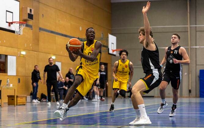 Bakary Dibba (SV 03 Tigers Tuebingen, 0)¨¨SV 03 Tigers Tuebingen vs. TSG Reutlingen Ravens, 1. Regionalliga, 1. Regionalliga Suedwest, 15. Spieltag, Spielzeit 2021 2022, 13.02.2022, ¨¨ SV 03 Tigers Tuebingen - TSG Reutlingen Ravens, 1. Regionalliga, 1. Regionalliga Suedwest, 15. Spieltag, Spielzeit 2021 2022, 13.02.2022 Tuebingen Copyright: xDennisxDuddek xEibnerxPressefotox EP_DDK