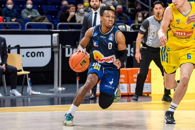 T. J. Shorts (HAKRO Merlins Crailsheim, 0), Freisteller, GER, Alba Berlin vs HAKRO Merlins Crailsheim, BBL, Basketball - 1 Bundesliga - Maenner, 21. Spieltag, Saison 2021 2022, 13.02.2022, GER, Alba Berlin vs HAKRO Merlins Crailsheim, BBL, Basketball - Bundesliga - Maenner, 21. Spieltag, Saison 2021 2022, 13.02.2022, Berlin Copyright: xEibner-Pressefoto UwexKochx EP_UKH