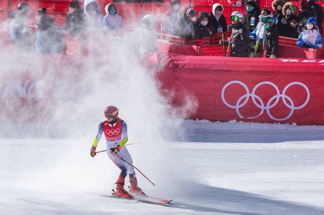 CHN, Olympische Winterspiele, Peking 2022 20.02.2022, National Alpine Ski Centre, Yanqing, CHN, Olympische Winterspiele, Peking 2022, Ski Alpin, Mixed Team Parallelslalom, im Bild Mikaela Shiffrin (USA) Mikaela Shiffrin (USA) during the Mixed Team Parallelslalom for the Winter Olympic Games, Olympische Spiele, Olympia, OS Beijing 2022. National Alpine Ski Centre in Yanqing, China on 2022 02 20. Yanqing China National Alpine Ski Centre