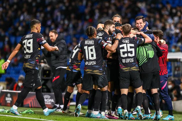 Tor, Torjubel, zum 0:2 durch Andre Silva (RB Leipzig, 33), ESP, Real Sociedad vs. RB Leipzig, UEFA Europa League Play-Offs, Spielzeit 2021 2022, 24.02.2022, DFB DFL regulations prohibit any use of photographs as image sequences and or quasi-video., ESP, Real Sociedad vs. RB Leipzig, UEFA Europa League Play-Offs, Spielzeit 2021 2022, 24.02.2022 San Sebastian Copyright: xEibner-Pressefoto GabrielxBoiax EP_EEP