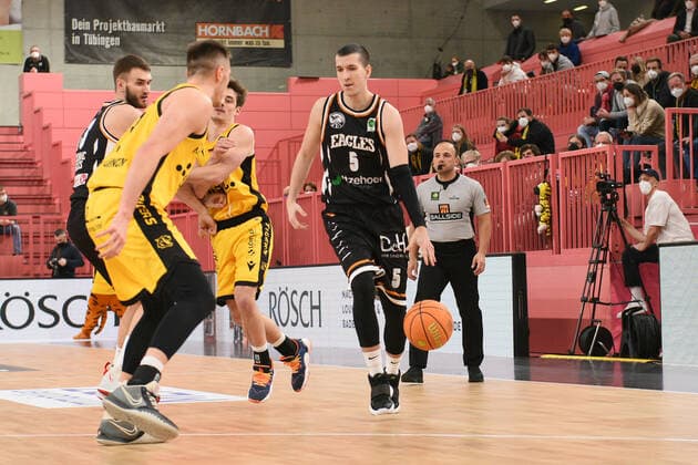Petar Aranitovic (Itzehoe Eagles 5) Tigers Tuebingen vs Itzehoe Eagles Basketball, Maenner, Barmer, 2.Basketball Bundesliga, ProA Hauptrunde , 26.Spieltag, 09.03.2022 Foto:Eibner Tobias Baur Tigers Tuebingen vs Itzehoe Eagles Basketball, 2. Basketball Bundesliga, Liga Pro A, 26.Spieltag, 09.03.2022 Tuebingen Copyright: xEibner-Pressefotox EP_TBR