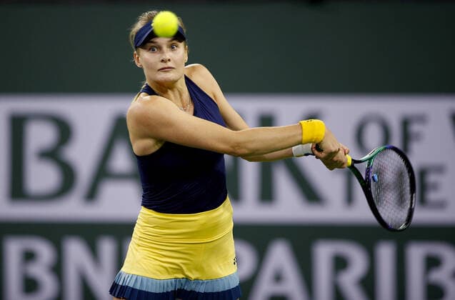 Mandatory Credit: Photo by Ella Ling Shutterstock (12841086dv) Dayana Yastremska of Ukraine in action in the Ukraine colours BNP Paribas Open, Tennis, Day 1, Indian Wells Tennis Garden, California, USA - 09 Mar 2022 BNP Paribas Open, Tennis, Day 1, Indian Wells Tennis Garden, California, USA - 09 Mar 2022 Copyright: xEllaxLing Shutterstockx 12841086dv
