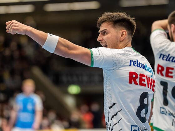 Jubel von Lucas Krzikalla (SC DHfK Leipzig, 08), Frisch Auf Goeppingen vs. SC DHfK Leipzig, Handball, Maenner, 1. Bundesliga, 12.03.2022 EIBNER Michael Schmidt Frisch Auf Goeppingen vs. SC DHfK Leipzig, Handball, Maenner, 1. Bundesliga, 12.03.2022 Goeppingen Copyright: xEIBNER MichaelxSchmidtx EP_MST