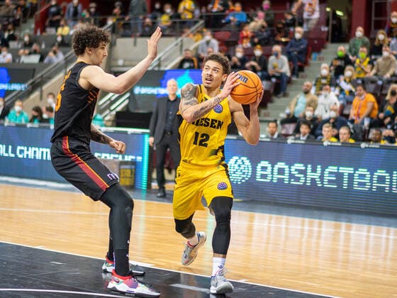 Jonah Radebaugh (MHP Riesen Ludwigsburg, 12), GER, MHP Riesen Ludwigsburg vs. Galatasaray Nef, Basketball, Champions League, Best of 16, Spielzeit 2021 2022, 14.03.2022, GER, MHP Riesen Ludwigsburg vs. Galatasaray Nef, Basketball, Champions League, Best of 16, Spielzeit 2021 2022, 14.03.2022 Ludwigsburg Copyright: xEibner-Pressefoto SaschaxWaltherx EP_EER