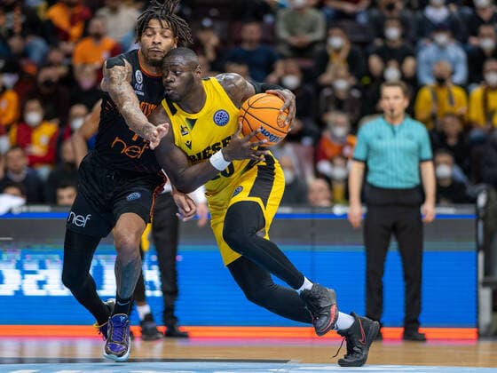 Sport Bilder des Tages Rawle Alkins (MHP Riesen Ludwigsburg, 20), GER, MHP Riesen Ludwigsburg vs. Galatasaray Nef, Basketball, Champions League, Best of 16, Spielzeit 2021 2022, 14.03.2022, GER, MHP Riesen Ludwigsburg vs. Galatasaray Nef, Basketball, Champions League, Best of 16, Spielzeit 2021 2022, 14.03.2022 Ludwigsburg Copyright: xEibner-Pressefoto SaschaxWaltherx EP_EER