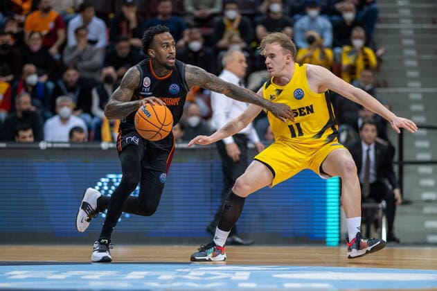 Lukas Herzog (MHP Riesen Ludwigsburg, 11), GER, MHP Riesen Ludwigsburg vs. Galatasaray Nef, Basketball, Champions League, Best of 16, Spielzeit 2021 2022, 14.03.2022, GER, MHP Riesen Ludwigsburg vs. Galatasaray Nef, Basketball, Champions League, Best of 16, Spielzeit 2021 2022, 14.03.2022 Ludwigsburg Copyright: xEibner-Pressefoto SaschaxWaltherx EP_EER