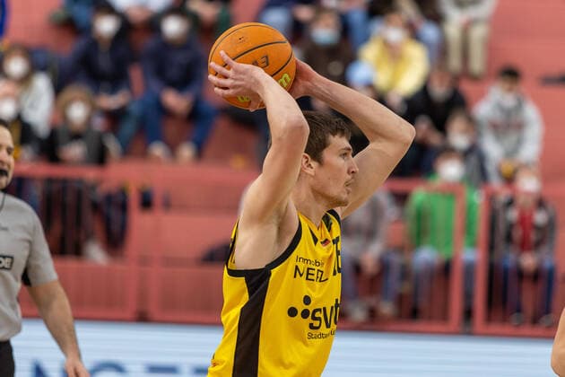 Till Joenke (Tigers Tuebingen, 26) Tigers Tuebingen vs. Ehingen Urspring, 2. Basketball Bundesliga, Pro A, Barmer 2 Basketball, 22. Spieltag , Spielzeit 2021 2022, 17.03.2022 Tigers Tuebingen vs. Ehingen Urspring, 2. Basketball Bundesliga, Pro A, Barmer 2 Basketball, 22. Spieltag , Spielzeit 2021 2022, 17.03.2022 Tuebingen Copyright: xNinaxSanderx xEibnerxPressefotox EP_NSR