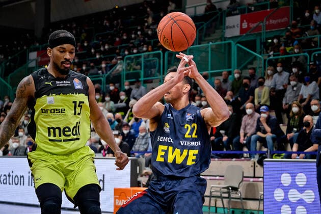 medi bayreuth - EWE Baskets Oldenburg, Basketball, Bundesliga, BBL, Spieltag 14, Spielzeit 2021 2022, 23.03.2022 22Holyfield, T.J. (EWE Oldenburg) medi bayreuth - EWE Baskets Oldenburg , Basketball, Bundesliga, BBL, Spieltag 14, Spielzeit 2021 2022, 23.03.2022 Bayreuth Copyright: xEibner-Pressefoto ThorstenxOchsx EP_TOS