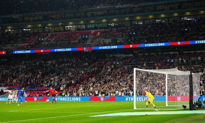 Mandatory Credit: Photo by Javier Garcia Shutterstock (12865321aa) Harry Kane of England scores a goal to make it 2-1from the penalty spot England v Switzerland, International Friendly, Länderspiel, Nationalmannschaft Football, Wembley Stadium, London, UK - 26 Mar 2022 EDITORIAL USE ONLY No use with unauthorised audio, video, data, fixture lists, club league logos or live services. Online in-match use limited to 120 images, no video emulation. No use in betting, games or single club league player publications. England v Switzerland, International Friendly, Football, Wembley Stadium, London, UK - 26 Mar 2022 EDITORIAL USE ONLY No use with unauthorised audio, video, data, fixture lists, club league logos or live services. Online in-match use limited to 120 images, no video emulation. No use in betting, games or single club league player publications. Copyright: xJavierxGarcia Shutterstockx 12865321aa