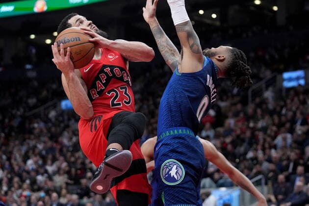 March 30, 2022, TORONTO, ON, CANADA: Toronto Raptors guard Fred VanVleet (23) gets fouled by Minnesota Timberwolves guard D Angelo Russell (0) during first half NBA, Basketball Herren, USA basketball action in Toronto, Wednesday, March 30, 2022. Canada News - March 30, 2022 - ZUMAc35_ 20220330_zaf_c35_130 Copyright: xNathanxDenettex