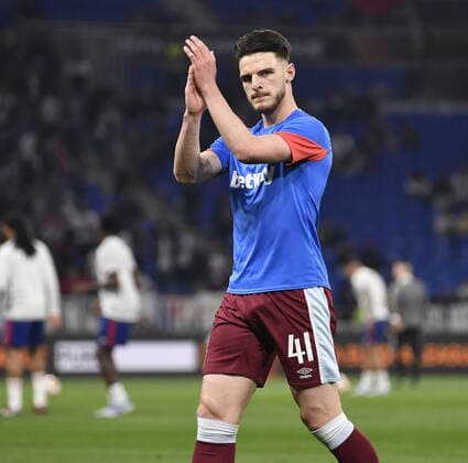 Mandatory Credit: Photo by James Griffiths West Ham United Shutterstock (12892868ay) Declan Rice of West Ham United applauds the travelling fans Olympique Lyonnais v West Ham United, UEFA Europa League, Quarter Final, Second Leg, Lyon, France - 14 Apr 2022 EDITORIAL USE ONLY No use with unauthorised audio, video, data, fixture lists, club league logos or live services. Online in-match use limited to 120 images, no video emulation. No use in betting, games or single club league player publications. Olympique Lyonnais v West Ham United, UEFA Europa League, Quarter Final, Second Leg, Lyon, France - 14 Apr 2022 EDITORIAL USE ONLY No use with unauthorised audio, video, data, fixture lists, club league logos or live services. Online in-match use limited to 120 images, no video emulation. No use in betting, games or single club league player publications. Copyright: xJamesxGriffiths WestxHamxUnited Shutterstockx 12892868ay