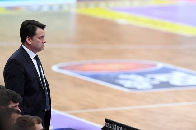 Israel Gonzelez (Head-Coach, Trainer Alba Berlin) , Basketball, Bundesliga, BBL, BG Goettingen - Alba Berlin, 17.04.2022, BG Goettingen - Alba Berlin, Basketball, Bundesliga, GER, BBL, 17.04.2022 Goettingen Copyright: xEibner-Pressefotox-xRolandxSippelx