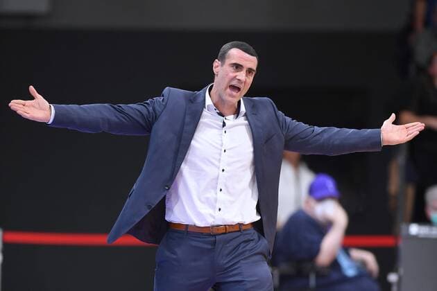 Roel Moors (Trainer, Headcoach BG Goettingen) , Basketball, Bundesliga, BBL, BG Goettingen - Alba Berlin, 17.04.2022, BG Goettingen - Alba Berlin, Basketball, Bundesliga, GER, BBL, 17.04.2022 Goettingen Copyright: xEibner-Pressefotox-xRolandxSippelx