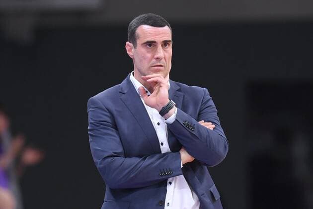 Roel Moors (Trainer, Headcoach BG Goettingen) , Basketball, Bundesliga, BBL, BG Goettingen - Alba Berlin, 17.04.2022, BG Goettingen - Alba Berlin, Basketball, Bundesliga, GER, BBL, 17.04.2022 Goettingen Copyright: xEibner-Pressefotox-xRolandxSippelx