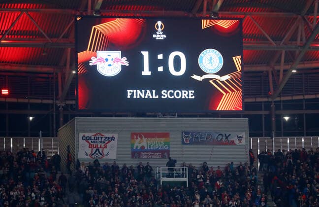 RB Leipzig - Glasgow Rangers 28.04.2022 Leipzig, 28.04.2022, Red Bull Arena, Fussball, UEFA Europa League, Halbfinale , RB Leipzig vs. Glasgow Rangers FC 1:0 (0:0) , Im Bild: Stadionanzeigetafel, Endresultat , UEFA regulations prohibit any use of photographs as image sequences and or quasi-video ,
