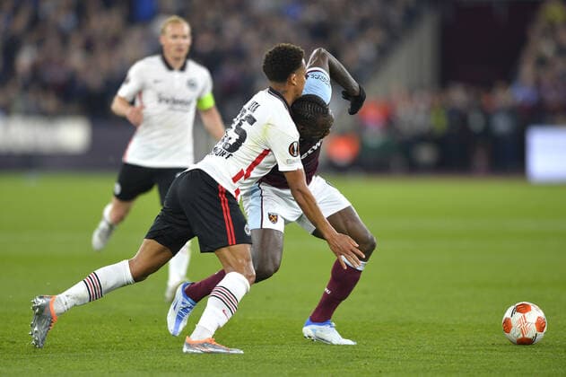 Mandatory Credit: Photo by James Griffiths West Ham United Shutterstock (12914199bb) Michail Antonio of West Ham United in action with Tuta of Eintracht Frankfurt West Ham United v Eintracht Frankfurt, UEFA Europa League, Semi-Final, First Leg, Football, The London Stadium, London, UK - 28 Apr 2022 EDITORIAL USE ONLY No use with unauthorised audio, video, data, fixture lists, club league logos or live services. Online in-match use limited to 120 images, no video emulation. No use in betting, games or single club league player publications. West Ham United v Eintracht Frankfurt, UEFA Europa League, Semi-Final, First Leg, Football, The London Stadium, London, UK - 28 Apr 2022 EDITORIAL USE ONLY No use with unauthorised audio, video, data, fixture lists, club league logos or live services. Online in-match use limited to 120 images, no video emulation. No use in betting, games or single club league player publications. Copyright: xJamesxGriffiths WestxHamxUnited Shutterstockx 12914199bb